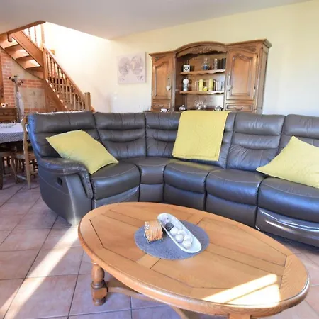 Holiday home Awesome In Criquetot-lesneval With Kitchen *